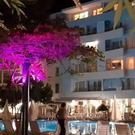 شقة Sunny Beach 1-Bed Apartment *